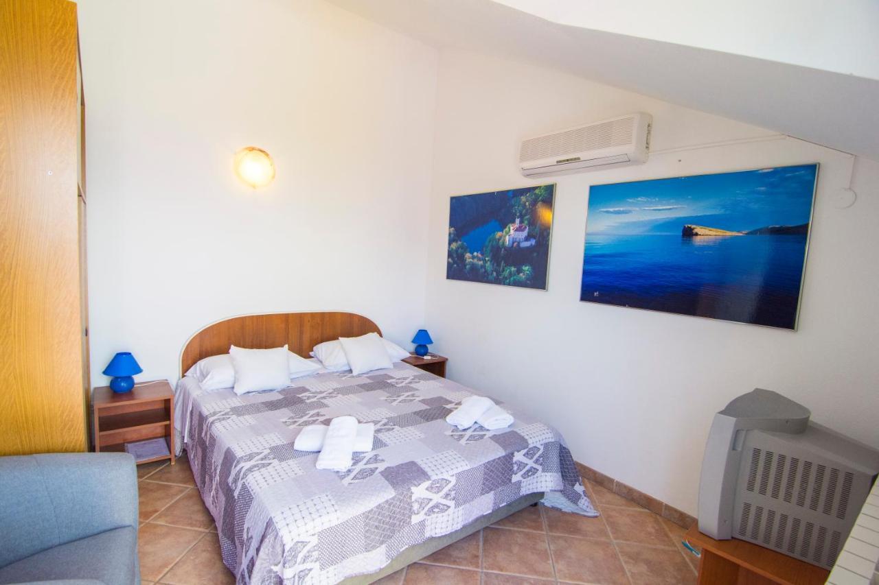 Villa Tereza Splitska Ngoại thất bức ảnh